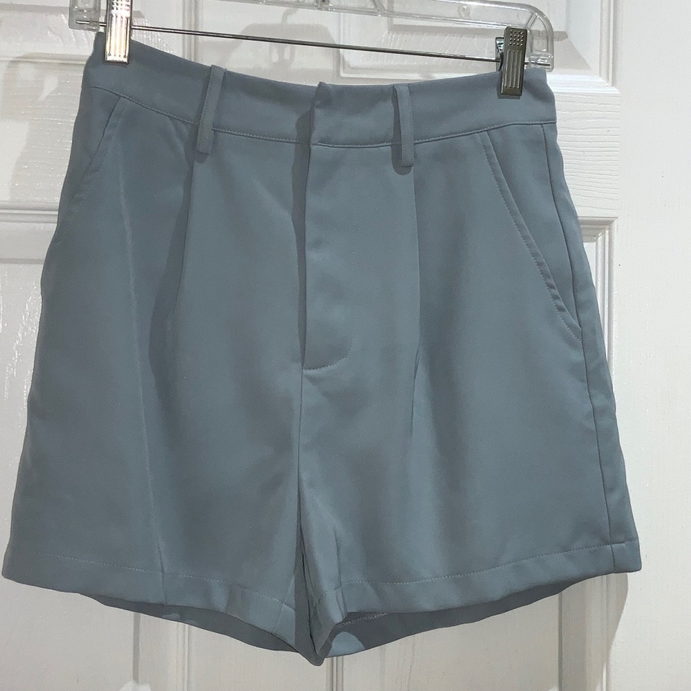 7 For All Mankind high waist pleat front shorts Sz 2